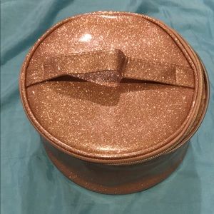 Makeup bag never used